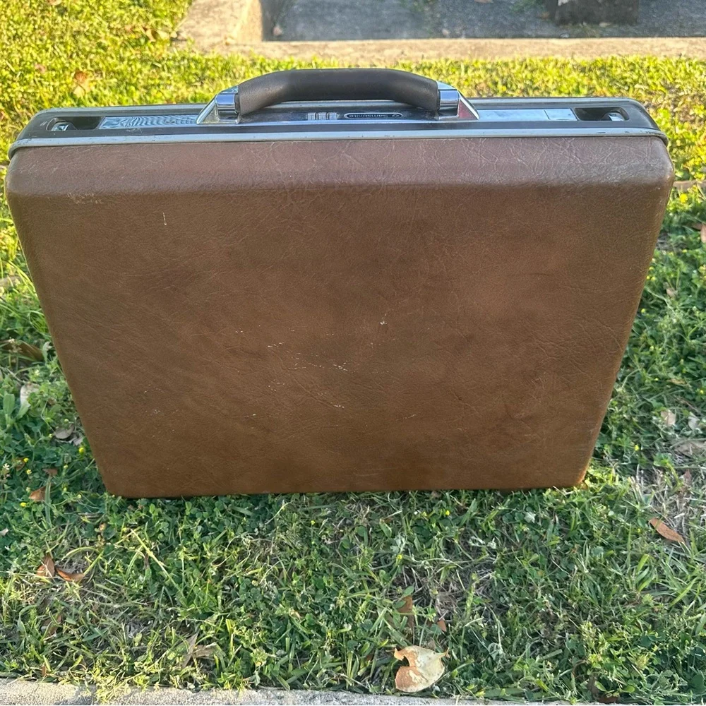 VINTAGE Samsonite ACCORD Briefcase BROWN